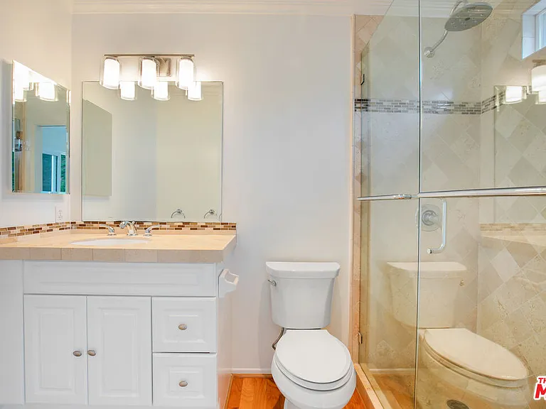 3855 Rambla Pacifico #D — Photo 9