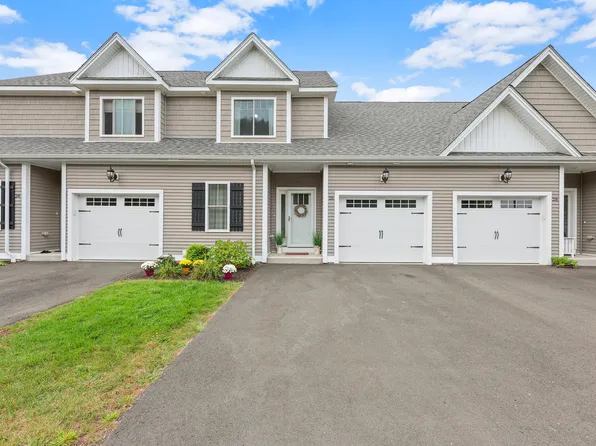 26 South Lakeside Drive #26, Orange, CT 06477