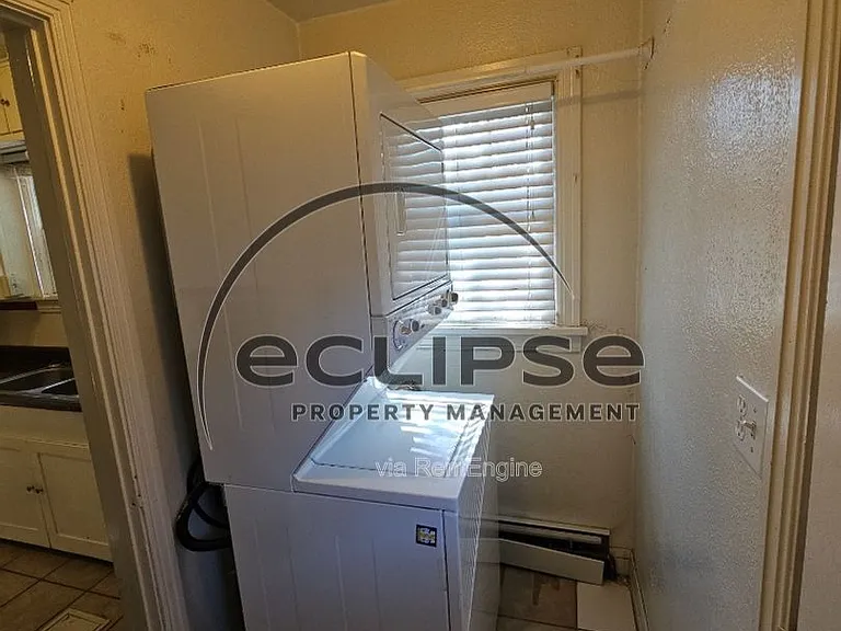 1125 3rd St — Photo 5