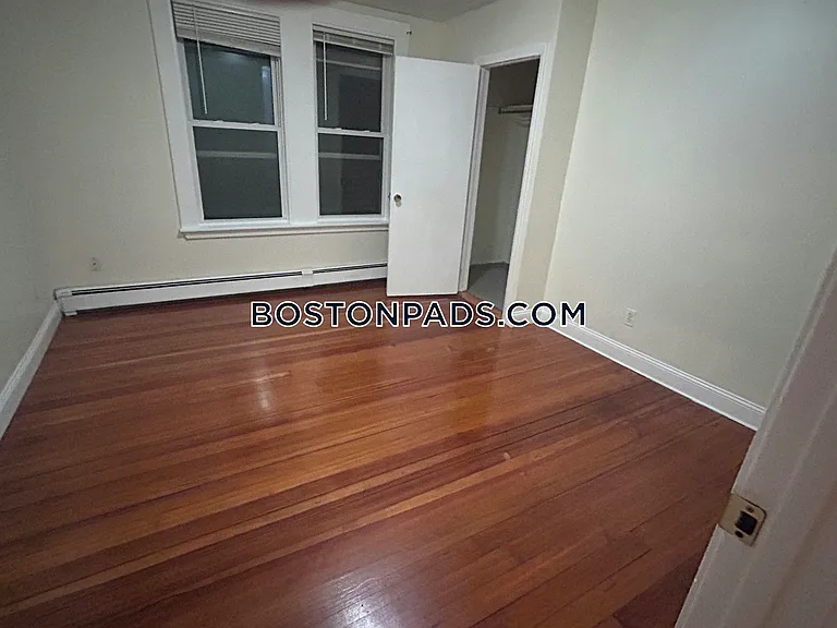 64 Pleasant St #1 — Photo 26