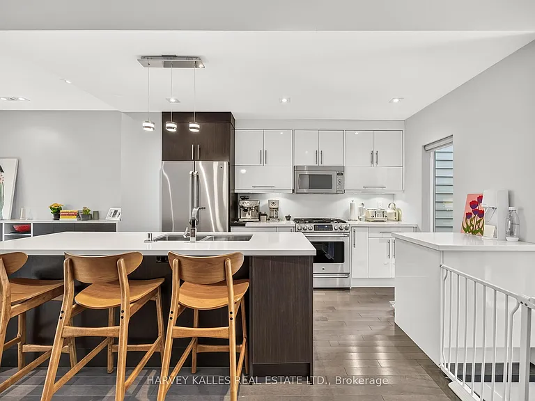 235 Cedarvale Ave — Photo 10