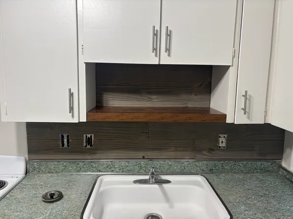 388 W Marshall St, Ferndale, MI 48220