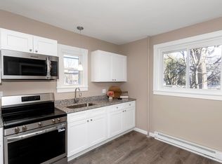 49 View St, Holyoke, MA 01040