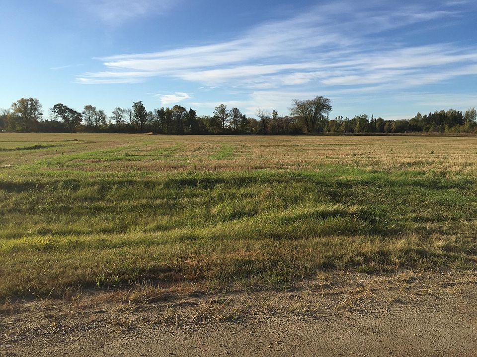 2nd image of Xxxx Airway Ln NE