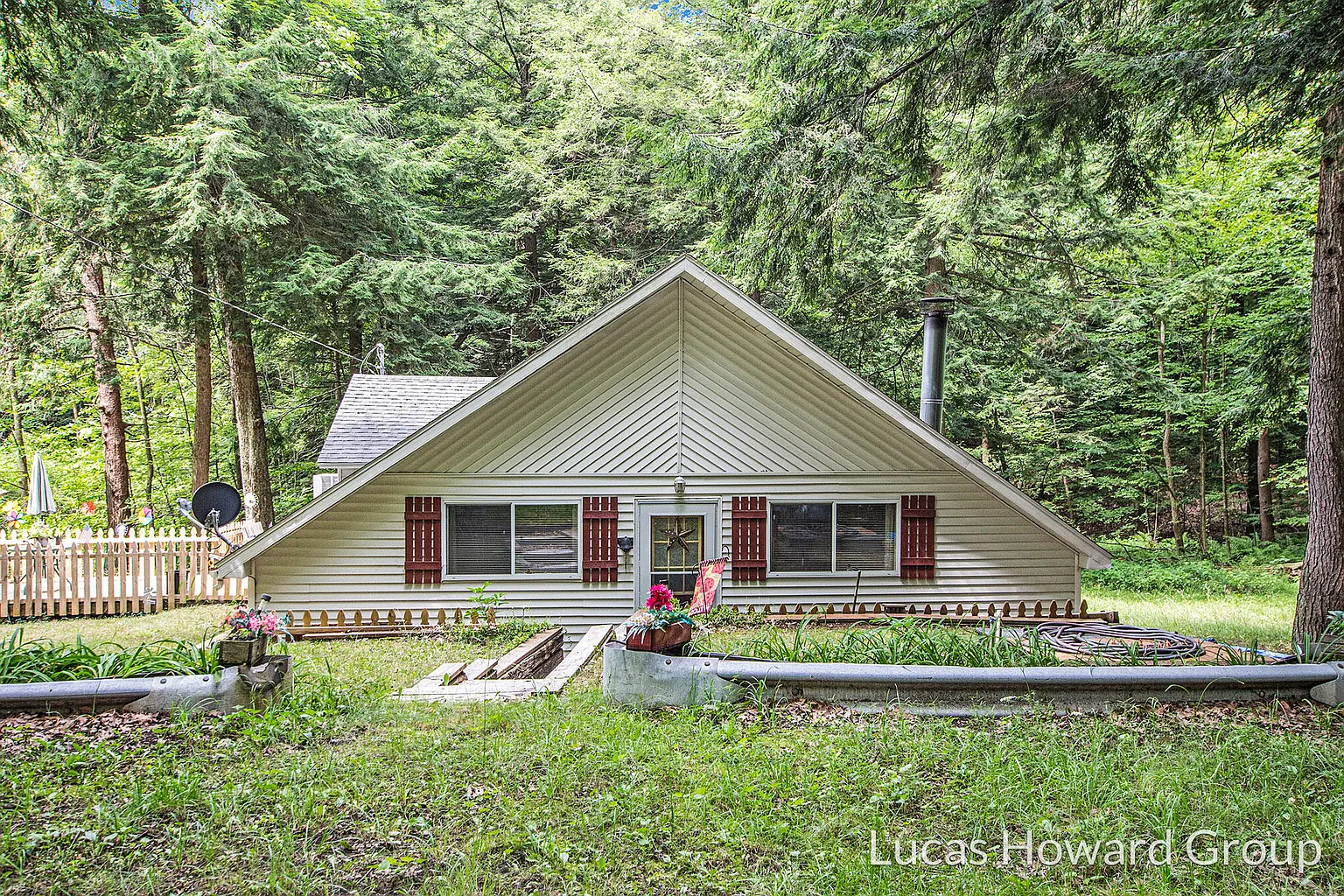 3141 N Lincoln Ave photo 1