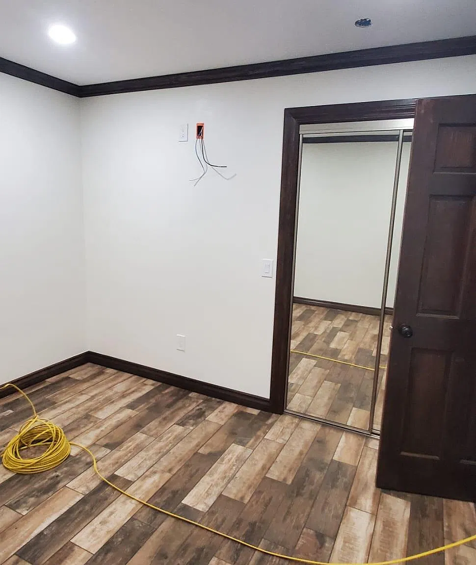 2 bed, 700 sqft, $2,500 — Photo 1