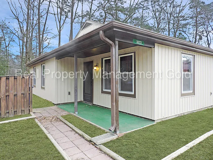 3373 Justice Ct photo 1
