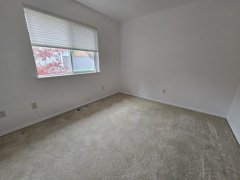 1405 Fern St SW — Photo 8