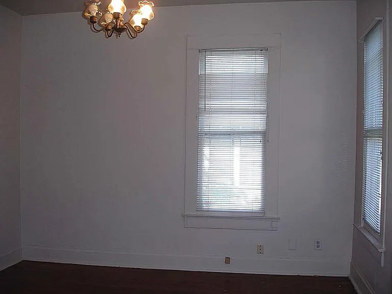 315 W 21st St — Photo 6