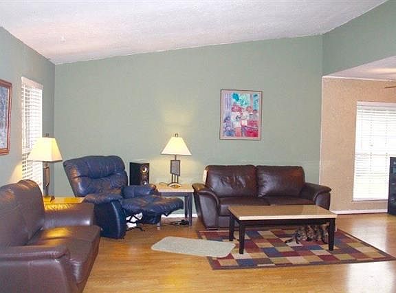 3rd image of 6513 Kiowa Ct