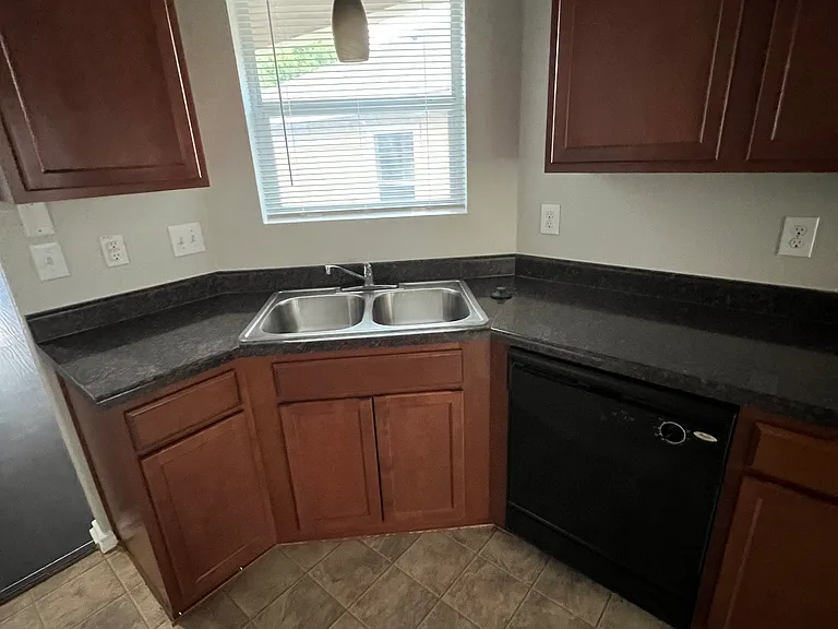 3435 Copper Rim — Photo 5