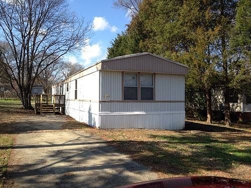 1st image of 2245 Farlow St