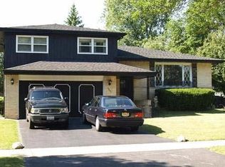 1301 E Thayer St, Mount Prospect, IL
