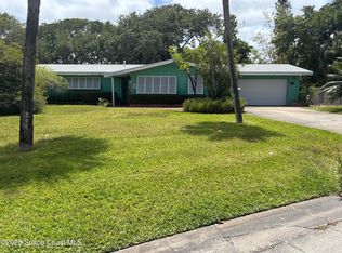 998 Trinidad Rd, Cocoa Beach, FL 32931