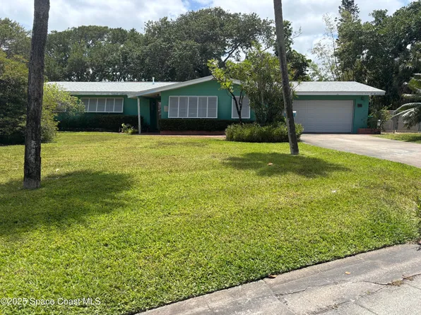 998 Trinidad Rd, Cocoa Beach, FL 32931