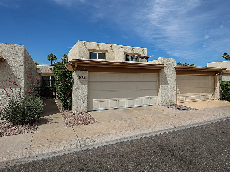 238 W Maya Dr — Photo 2
