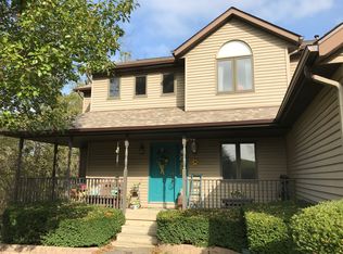 5243 Turkey Run Rd, Sherman, IL 62684