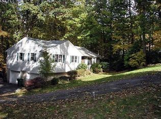 22 Overlook Dr, Long Valley, NJ 07853