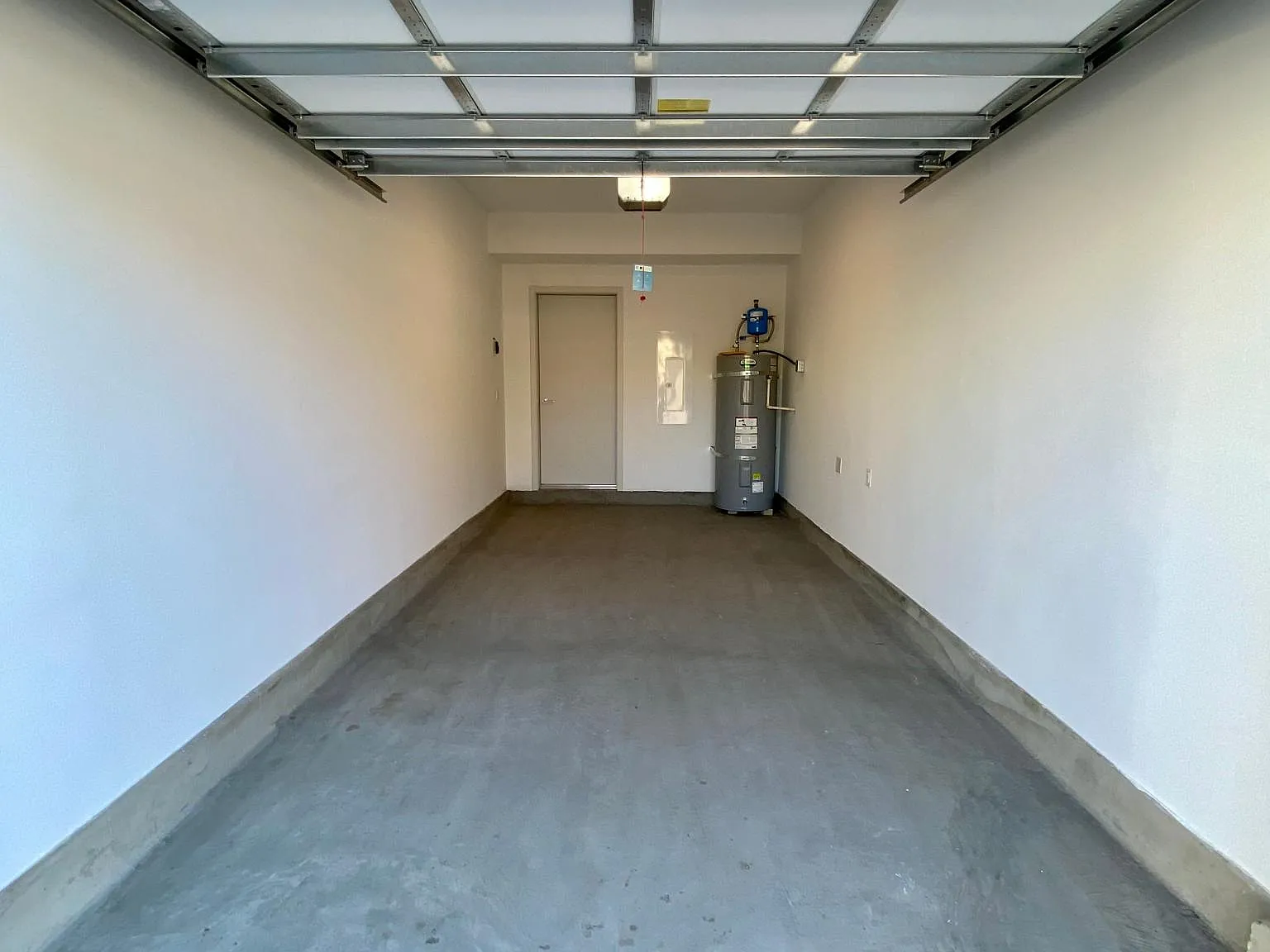 1 bed, 750 sqft, $2,595 — Photo 3