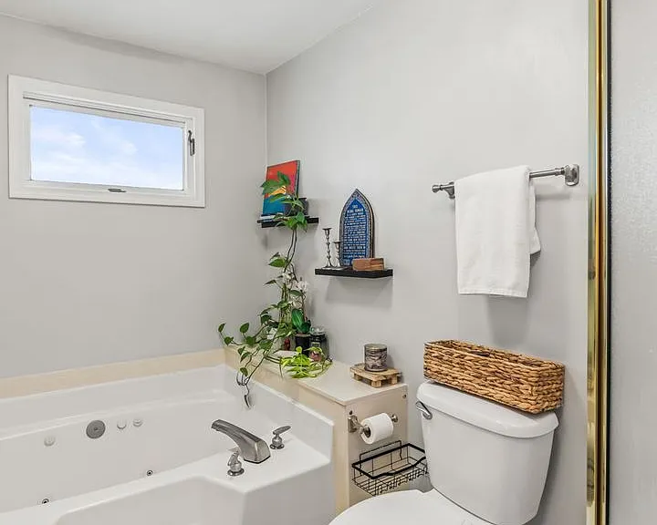 223 Ivy Cir — Photo 57
