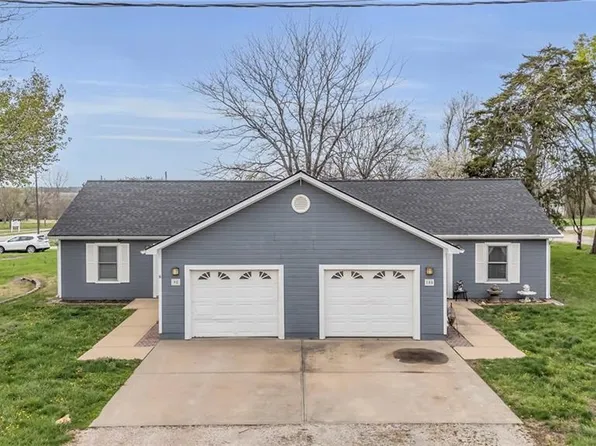 98 & 100 N 5th St, Cleveland, MO 64734