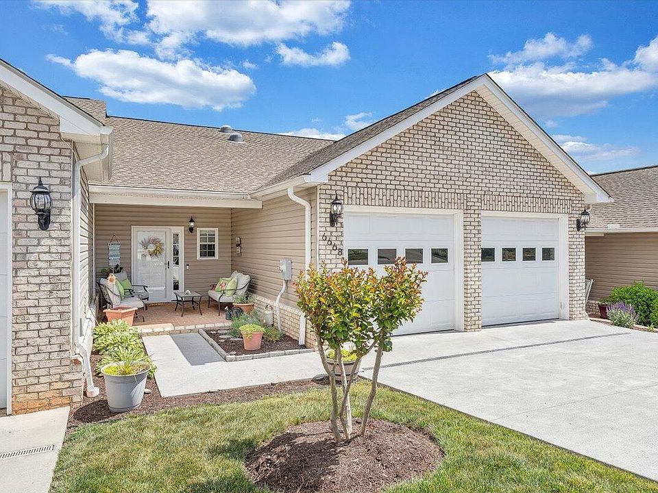 1st image of 6668 Stonelyn Cottage Ct