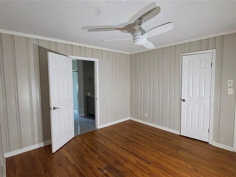 136 Hillsdale Dr SE — Photo 6