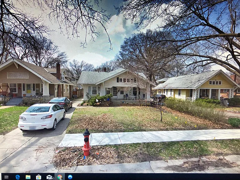 5726 Charlotte St — Photo 1
