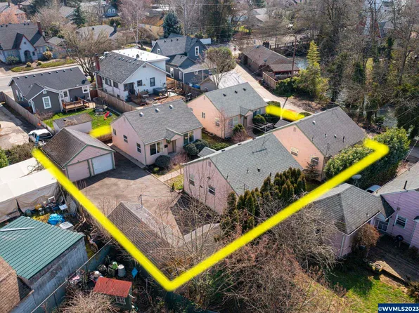 1635 Winona Ct NE, Salem, OR 97301