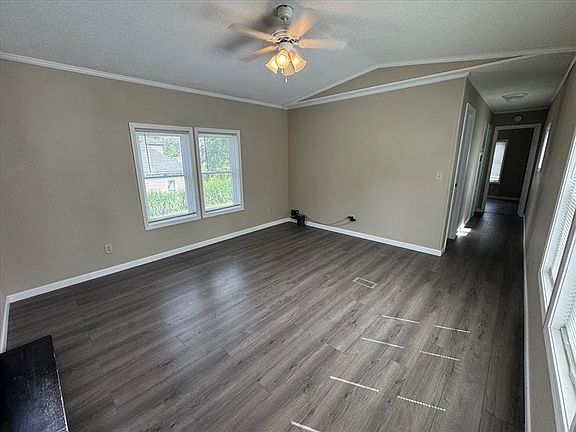 3rd image of 317 W Randolph St