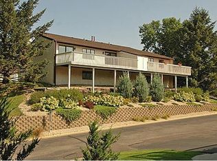 2014 Charlton Rdg, West Saint Paul, MN 55118