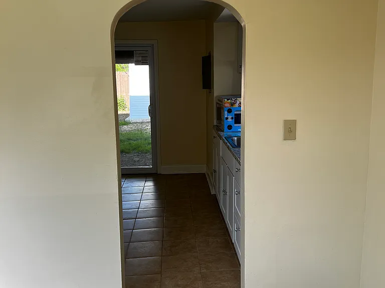 203 Silview Ave #1 — Photo 2