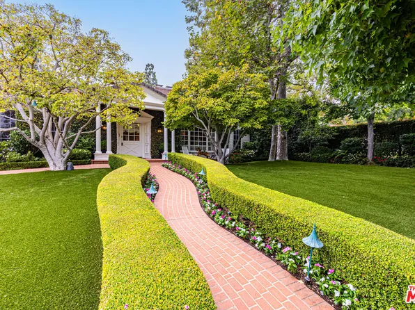 1417 Capri Dr, Pacific Palisades, CA 90272