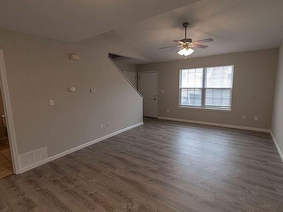 4th image of 5808-5810 Canaveral Dr