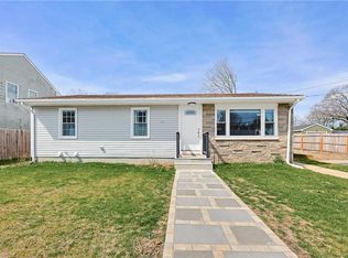 34 Massachusetts Ave, Cumberland, RI 02864