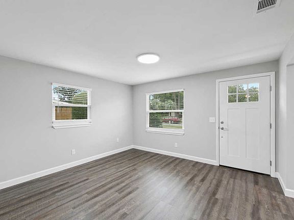 4th image of 461 Gano Ct