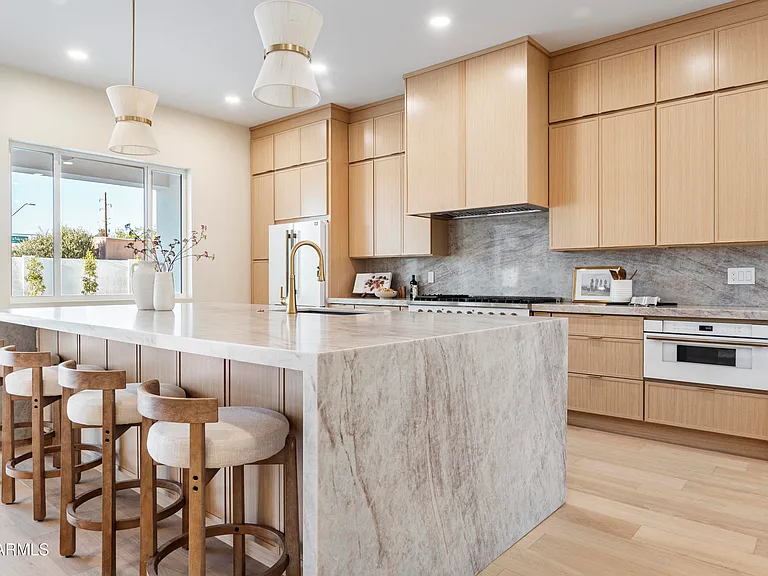 5540 E Dahlia Dr — Photo 11