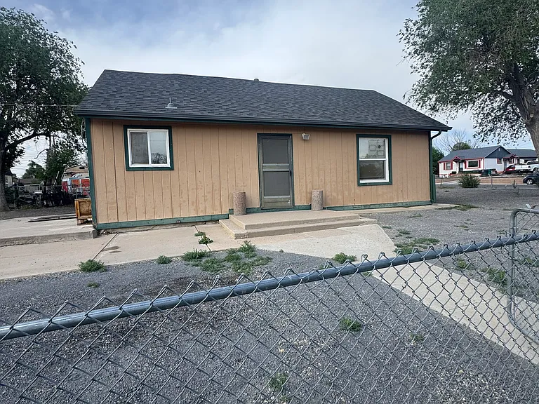2501 Cheyenne Ave — Photo 2