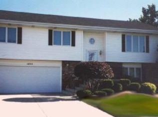 1453 W Ash St, Griffith, IN