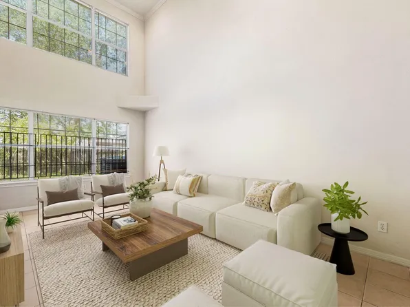 6418 England St, Houston, TX 77021