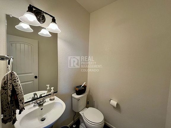 5th image of 5992 Central Park Blvd
