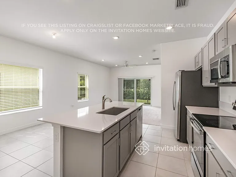 1227 Preston Estates Cir — Photo 10