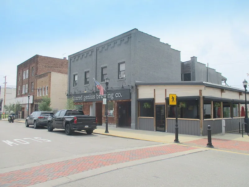 413 Merchant St #2