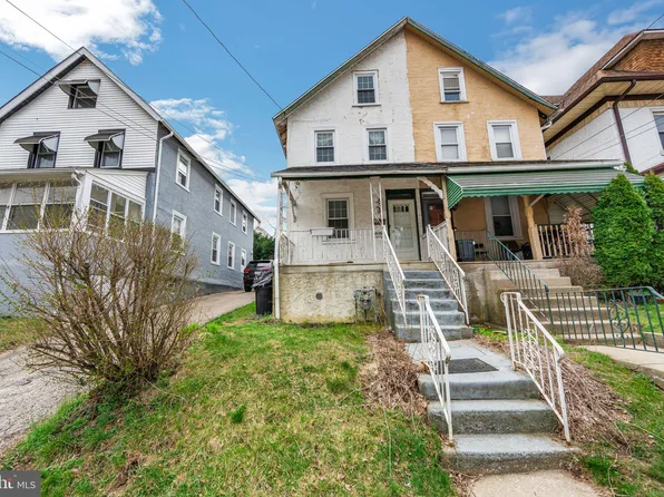 229 Simpson Rd, Ardmore, PA 19003