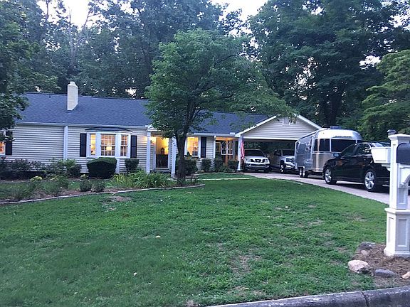 3rd image of 544 Stillwood Dr