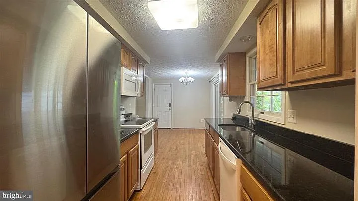 5726 Oak Fern Ct — Photo 16