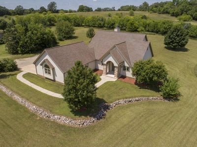 S93W31636 Gena DRIVE, Mukwonago, WI, 53149