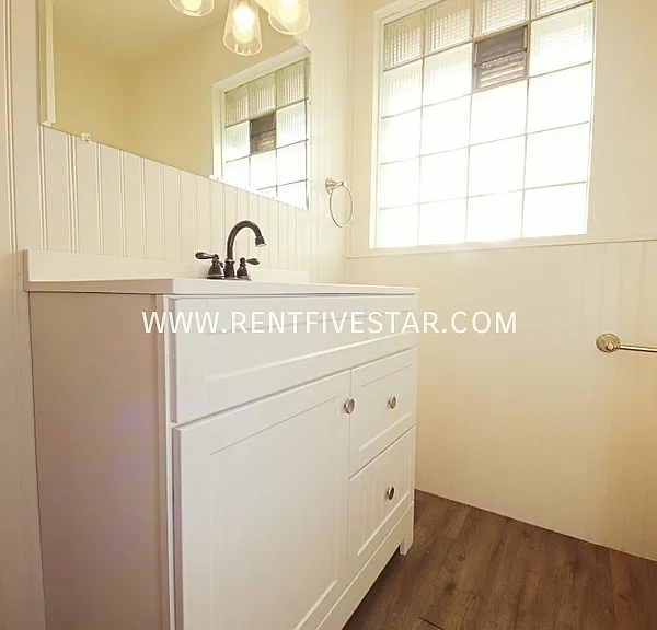 848 Wayne Ave — Photo 8