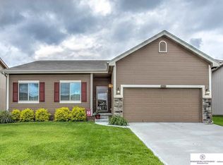 4704 N 166th St, Omaha, NE 68116