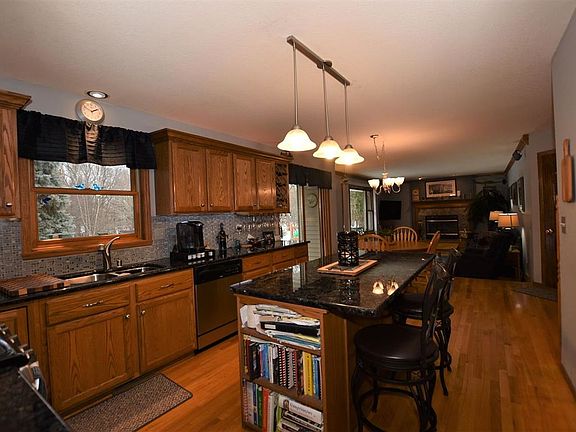 5th image of 2440 Westhaven Ct